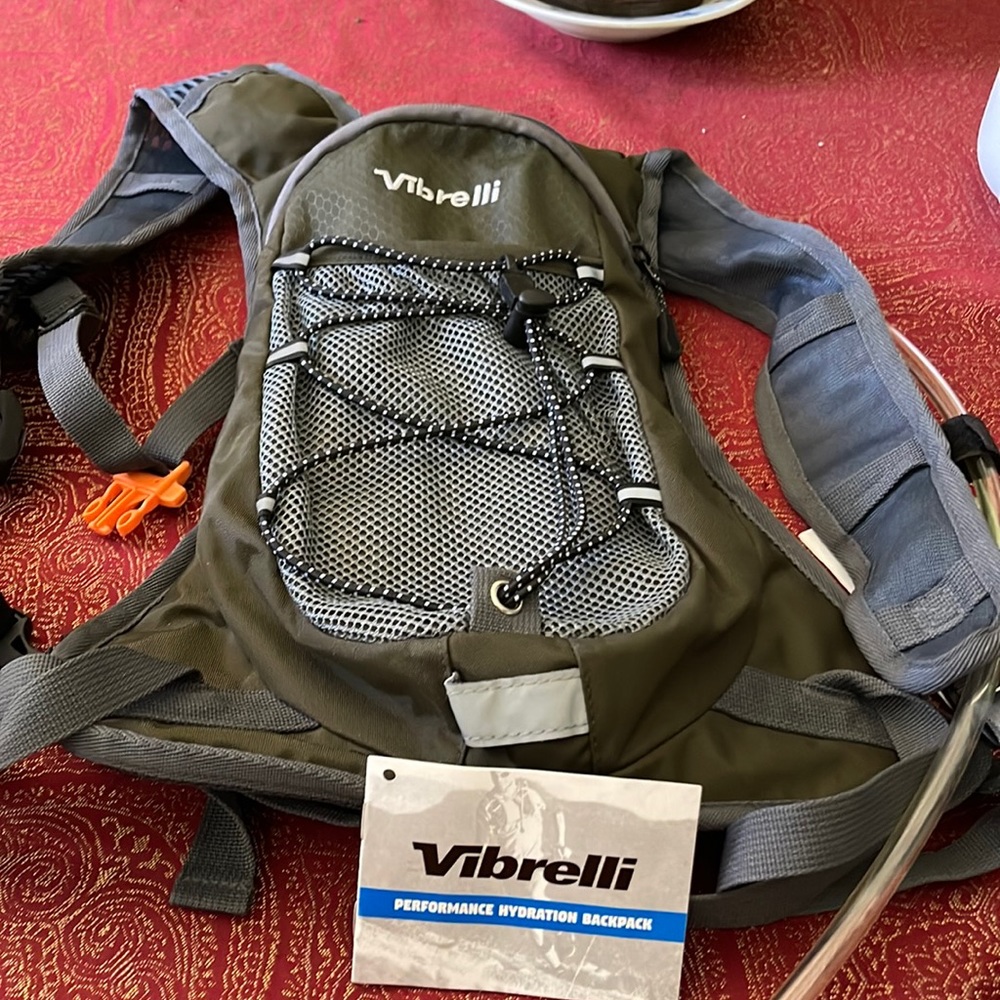 Vibrelli Hydration Back pack